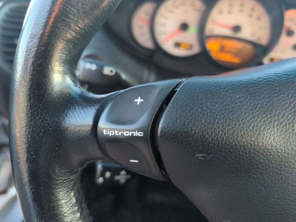 Used 2003 Porsche 911 Carrera 4 image 14