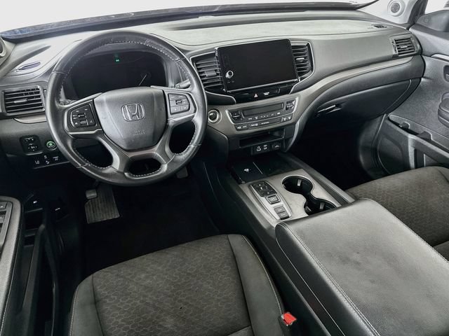 Certified 2025 Honda Ridgeline Sport image 28