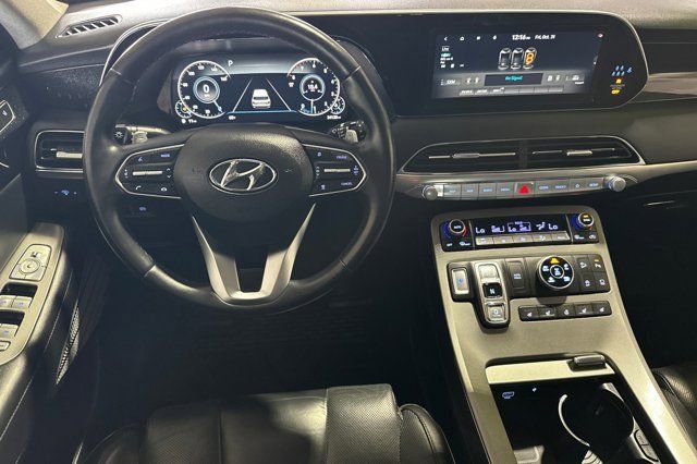 Used 2022 Hyundai Palisade Limited image 13