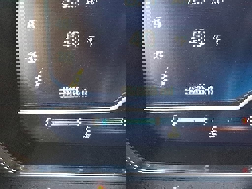 Certified 2022 Chevrolet Tahoe LT w/ Luxury Package image 26