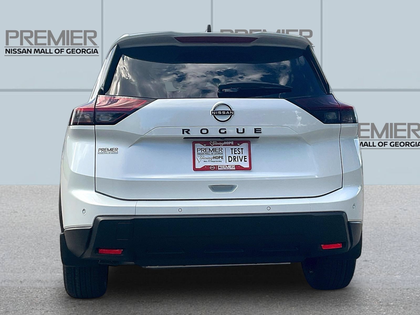 New 2026 Nissan Rogue Dark Armor FWD image 4