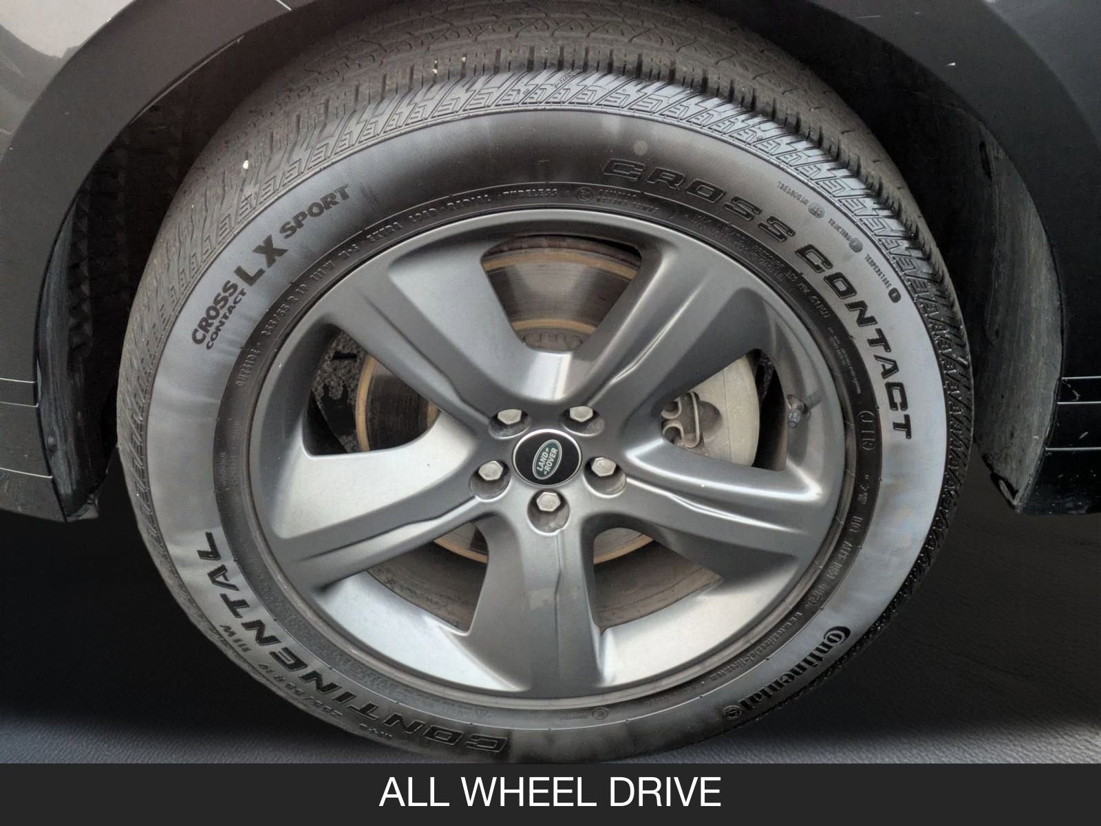 Used 2025 Land Rover Range Rover Velar Dynamic SE image 11