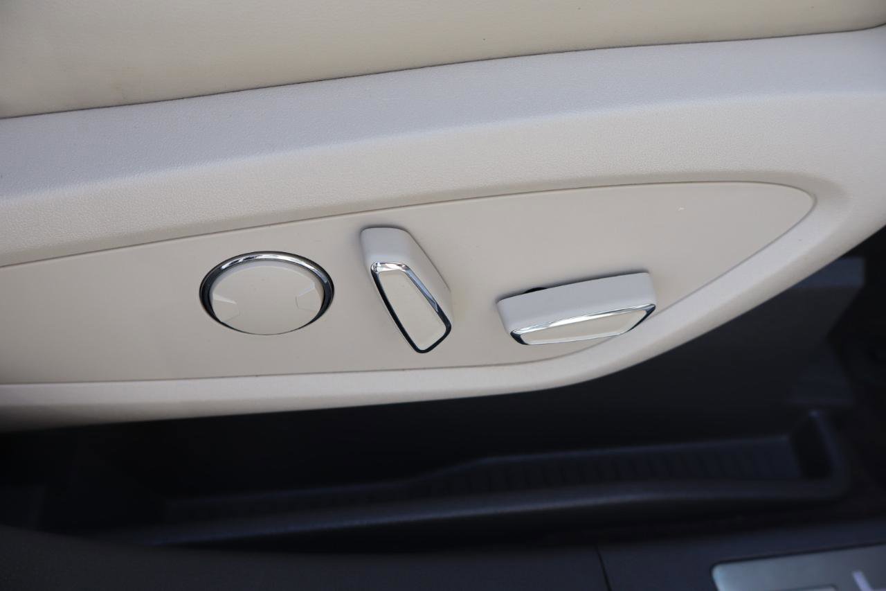 Used 2019 Lincoln Nautilus Reserve AWD/4WD image 29