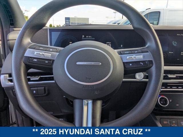 Used 2025 Hyundai Santa Cruz SEL FWD image 13