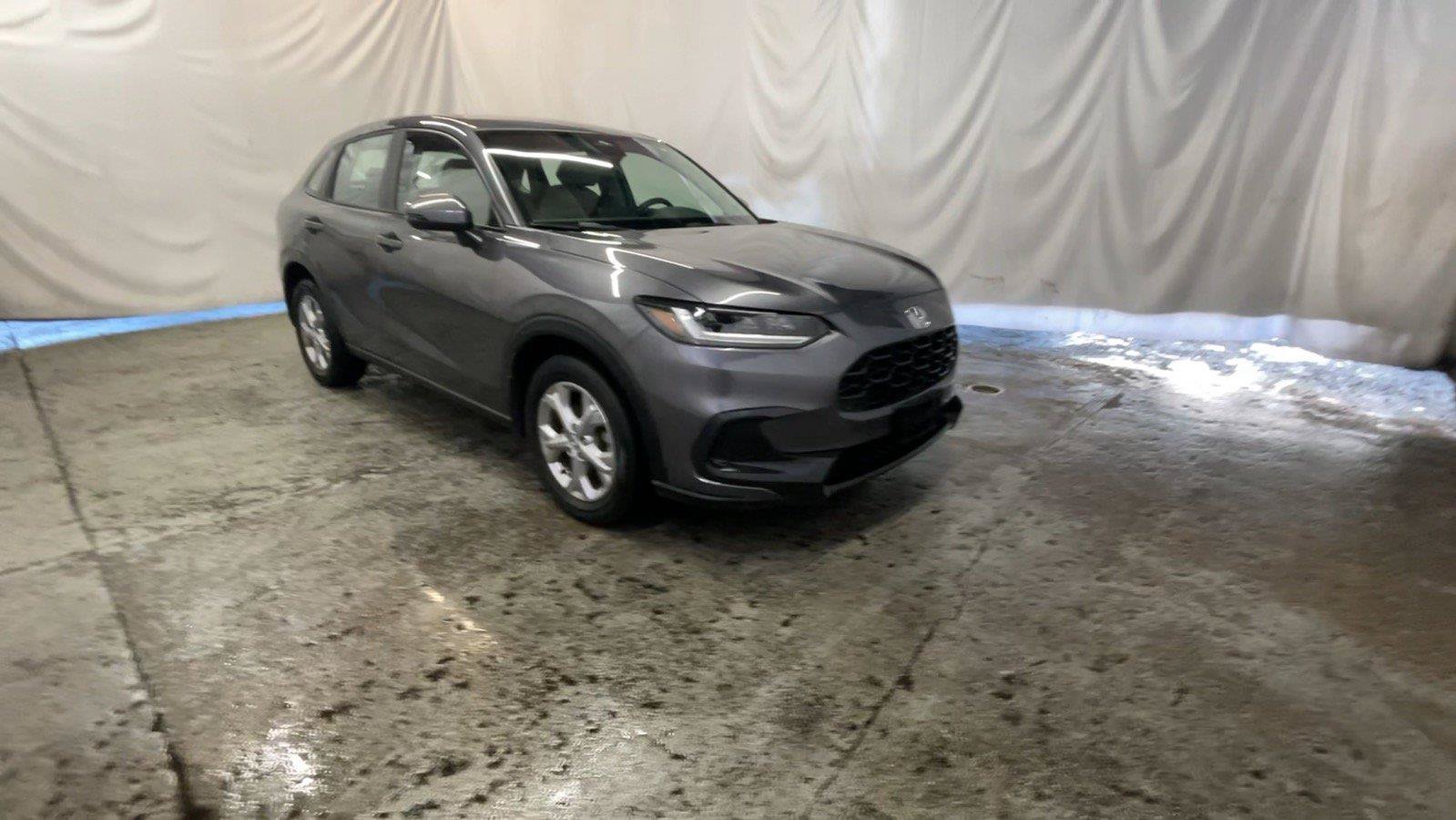 Certified 2024 Honda HR-V LX image 2