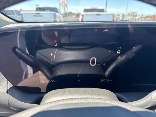 Used 2025 Buick Encore GX Preferred AWD/4WD image 14