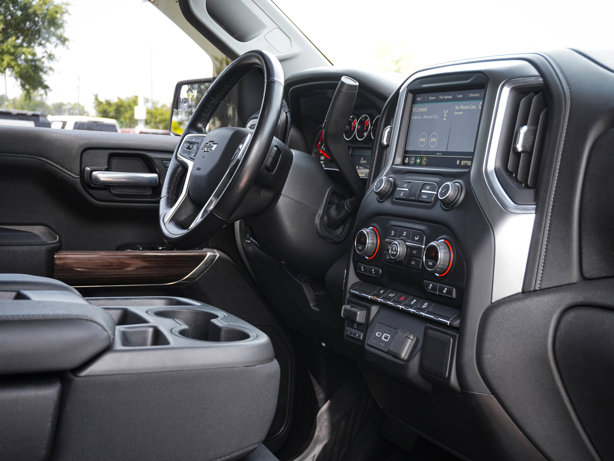 Used 2021 Chevrolet Silverado 1500 RST w/ Z71 Off-Road Package AWD/4WD image 33