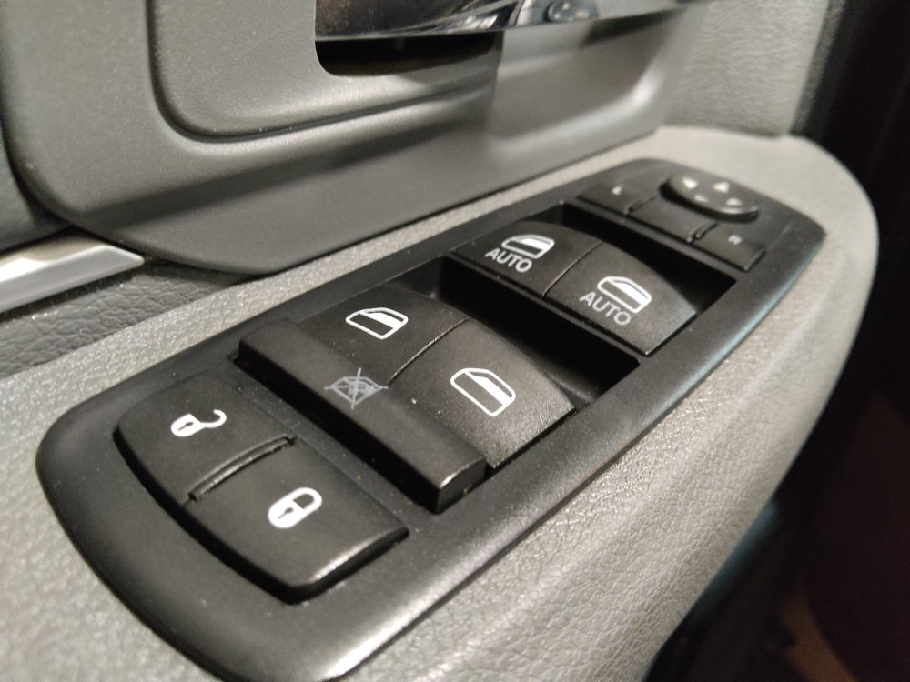 Used 2016 RAM 1500 Big Horn RWD image 27