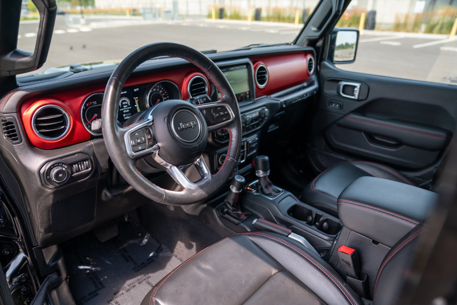 Used 2021 Jeep Wrangler Unlimited Rubicon AWD/4WD image 4