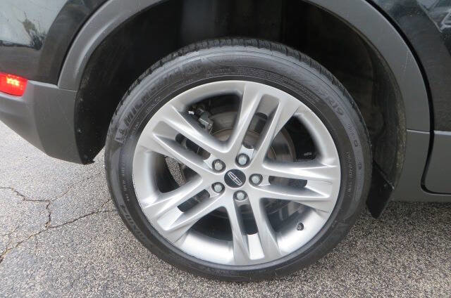Used 2015 Lincoln MKC AWD w/ Equipment Group 102A Reserve image 50