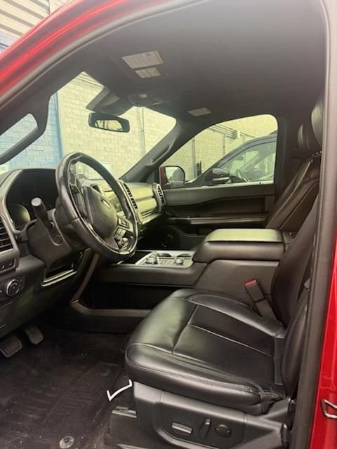 Used 2020 Ford Expedition Max XLT w/ Equipment Group 202A AWD/4WD image 6