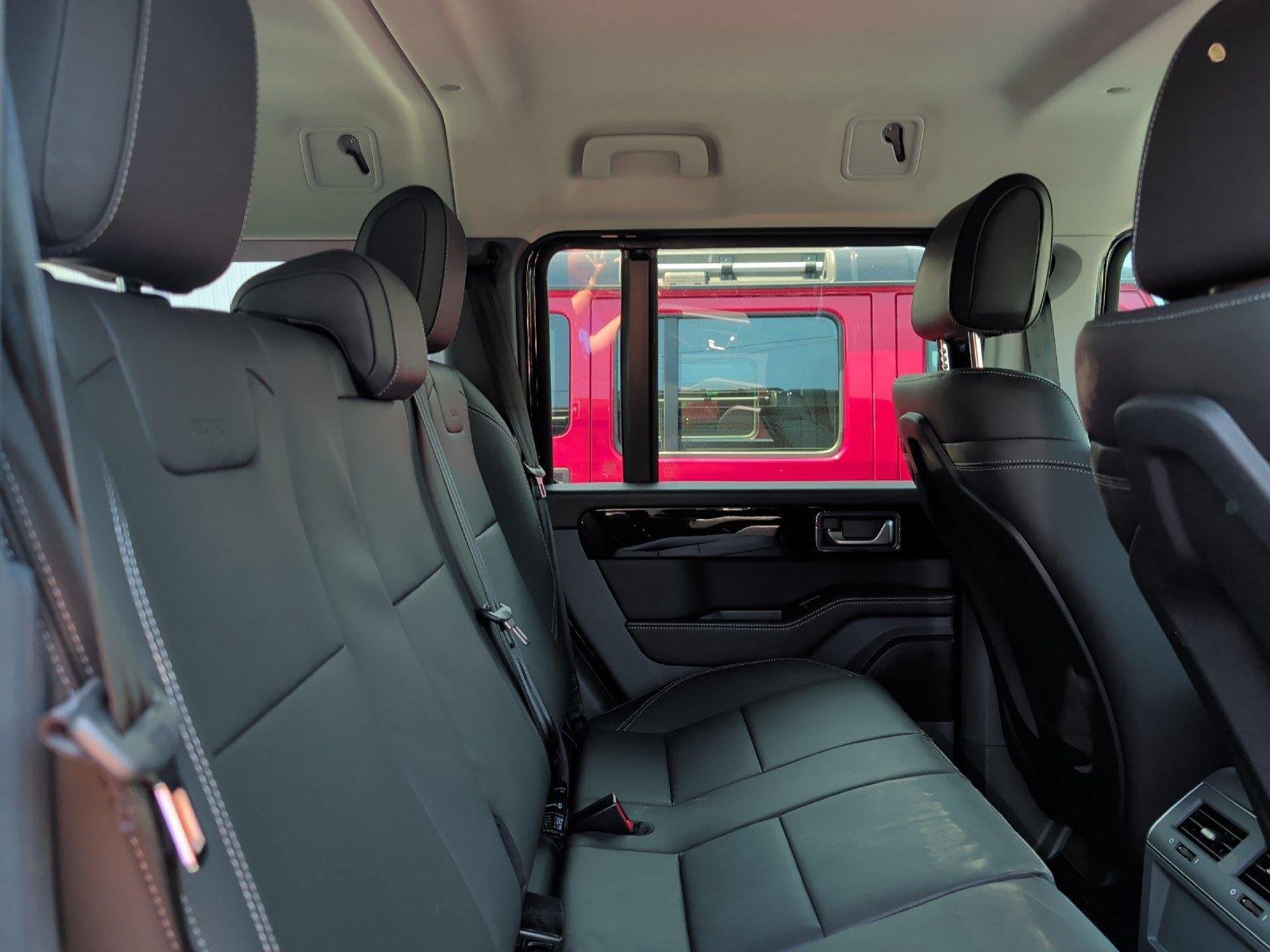 New 2025 INEOS Grenadier Station Wagon AWD/4WD image 38