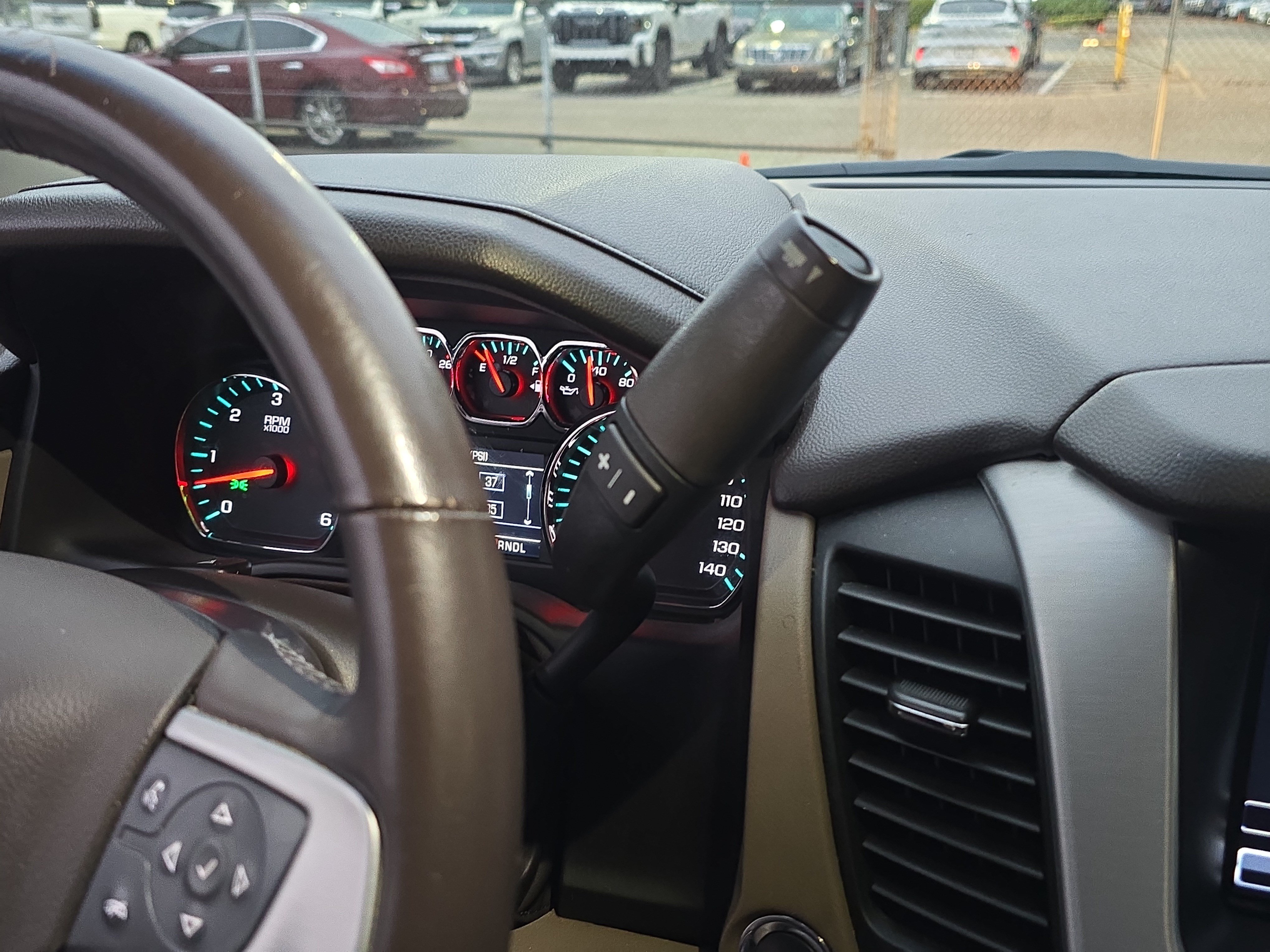 Used 2018 GMC Yukon SLT w/ Premium Edition AWD/4WD image 25