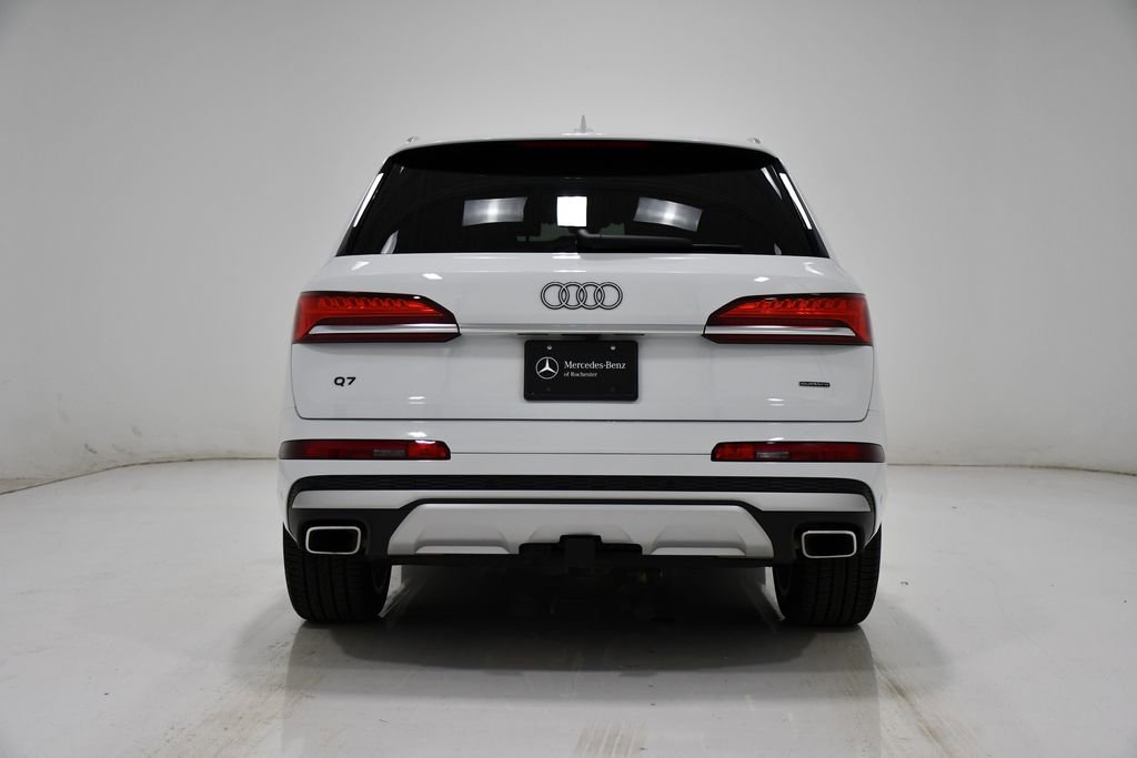 Used 2025 Audi Q7 3.0T Premium Plus image 4