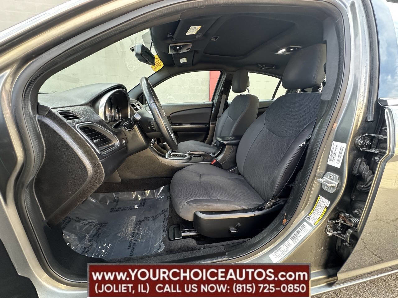 Used 2013 Chrysler 200 Touring w/ S Exterior Appearance Pkg image 11