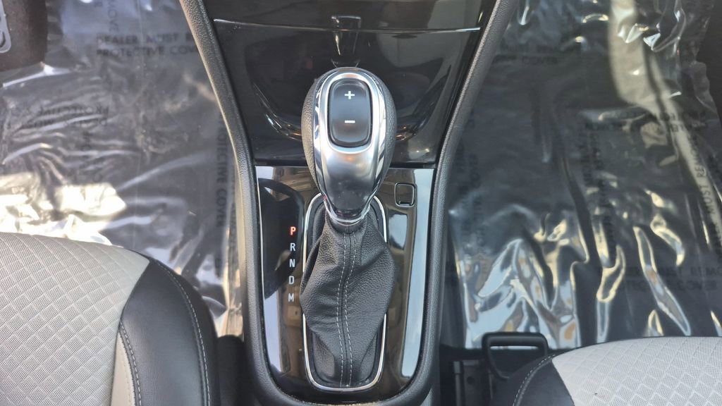 Used 2022 Buick Encore Preferred w/ Safety Package II image 10