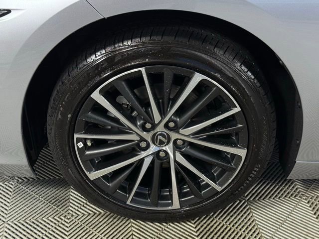 New 2025 Lexus ES 350 w/ Premium Package image 7