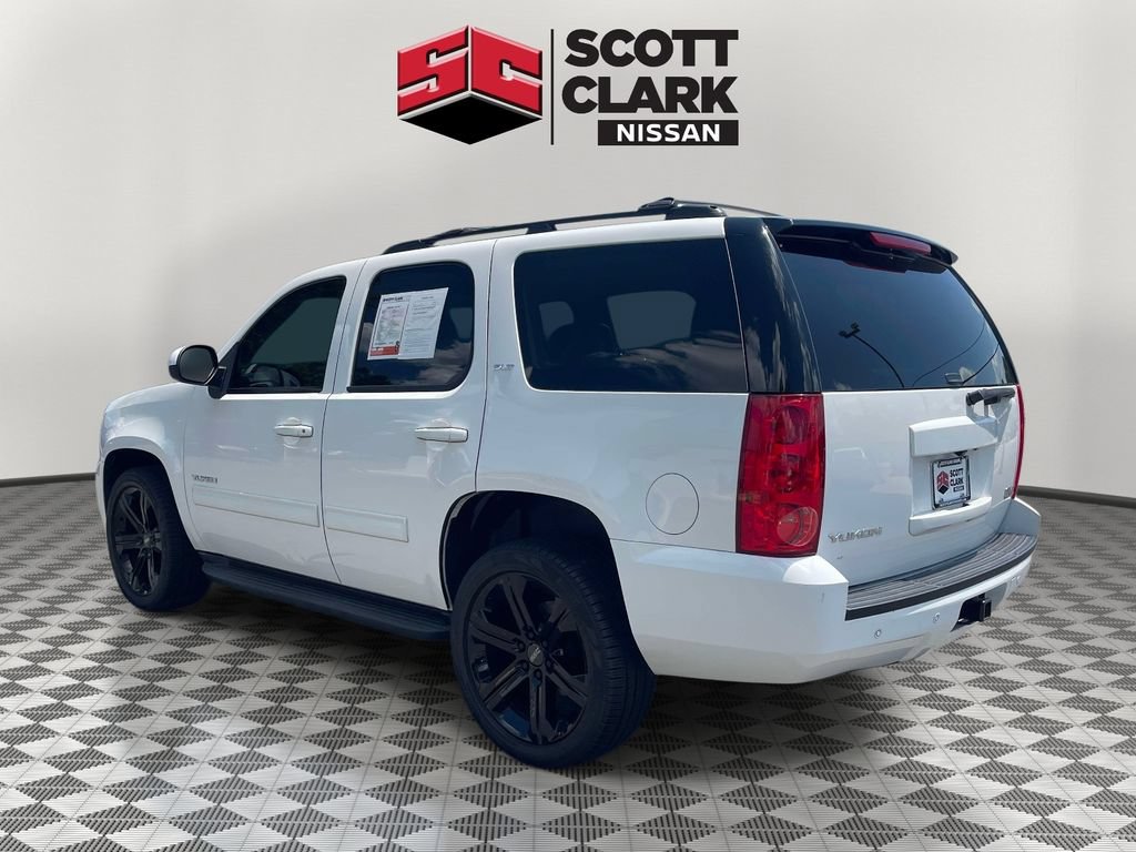 Used 2013 GMC Yukon SLT w/ SLT-2 Equipment Package RWD image 4