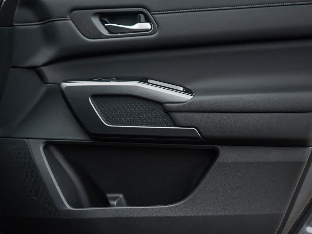 New 2026 Nissan Pathfinder SL w/ SL Premium Package AWD/4WD image 10