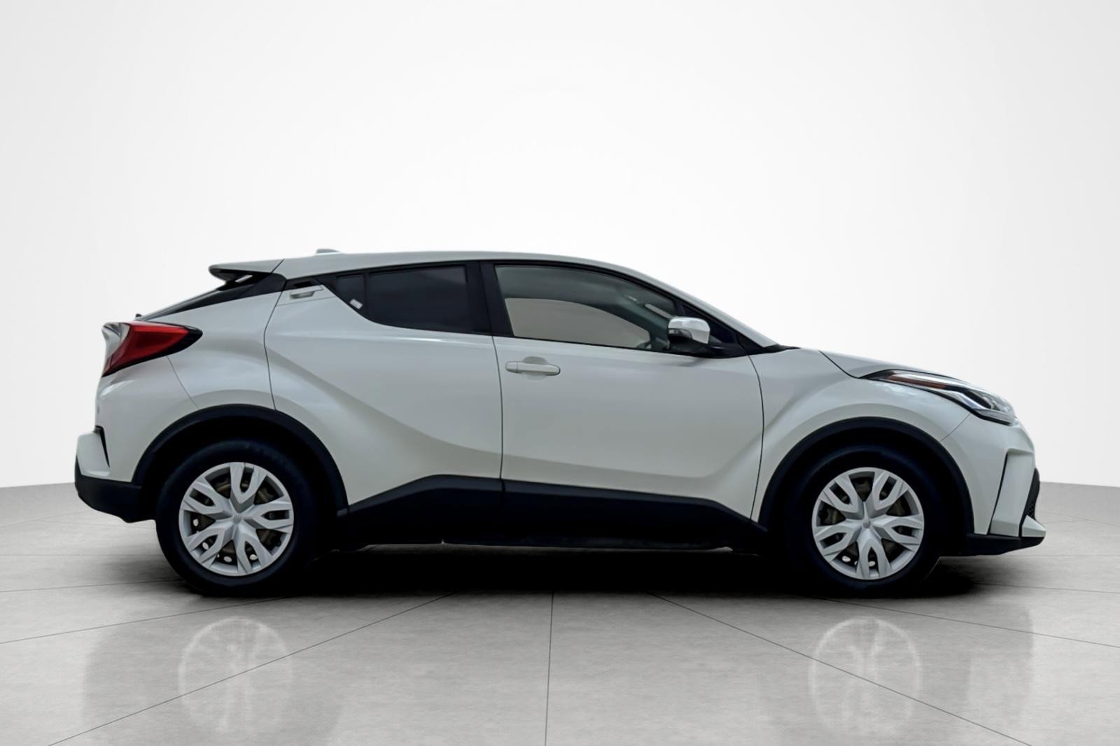 Certified 2020 Toyota C-HR LE FWD image 6
