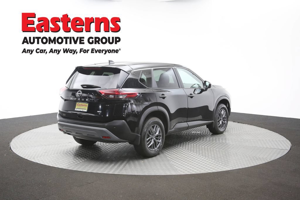 Used 2023 Nissan Rogue S AWD/4WD image 43