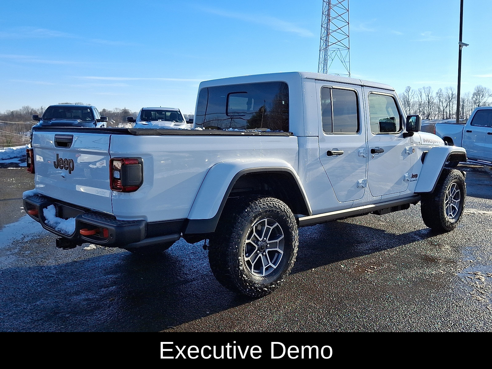 New 2026 Jeep Gladiator Mojave AWD/4WD image 4