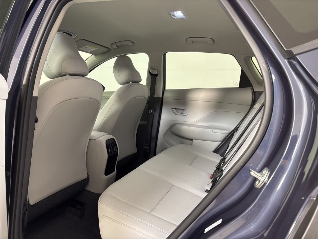 Certified 2025 Hyundai Kona SEL FWD image 18