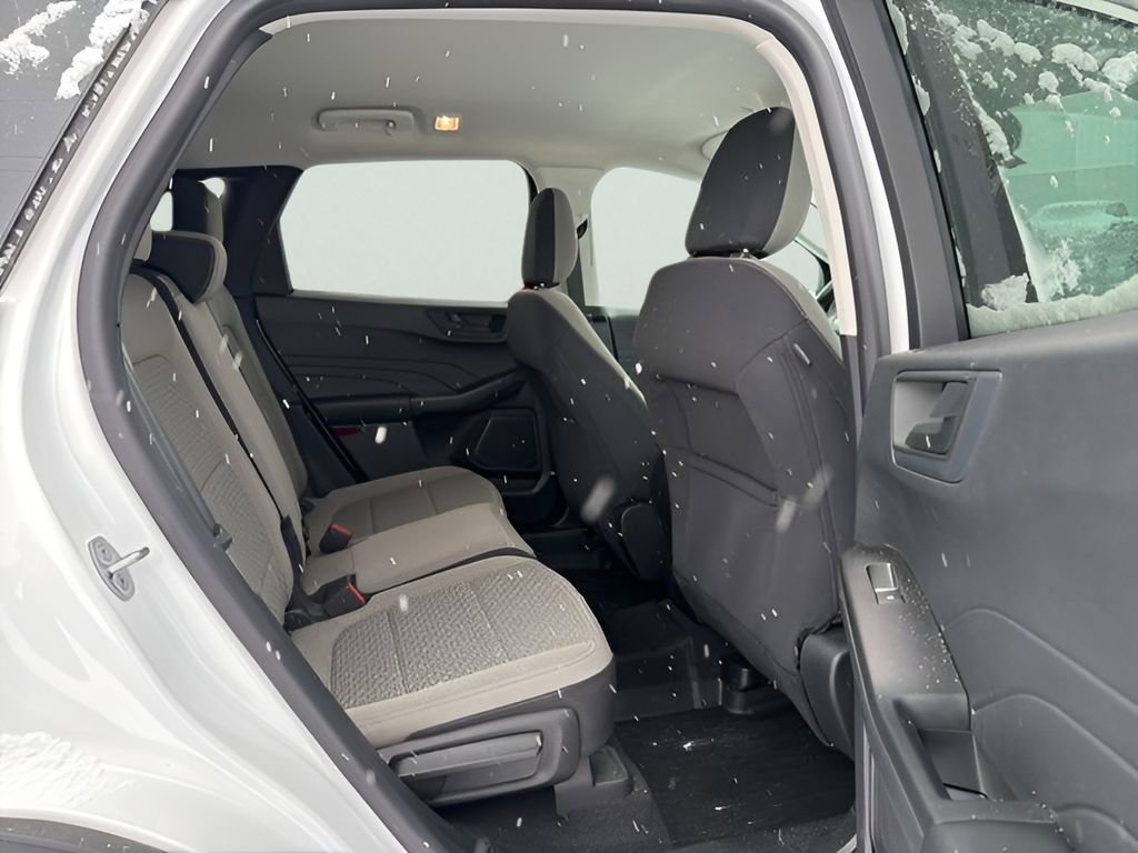 Used 2022 Ford Escape SE image 13