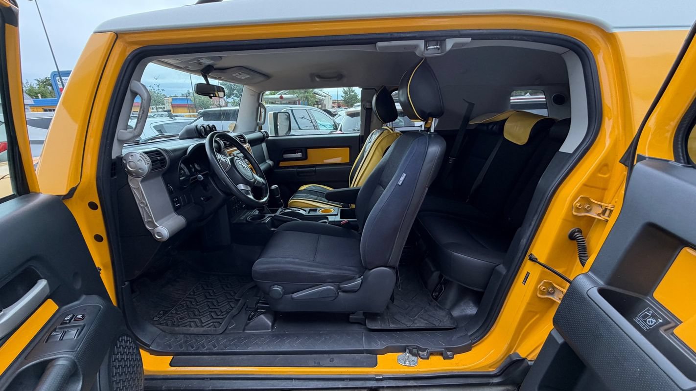 Used 2007 Toyota FJ Cruiser 4WD image 9