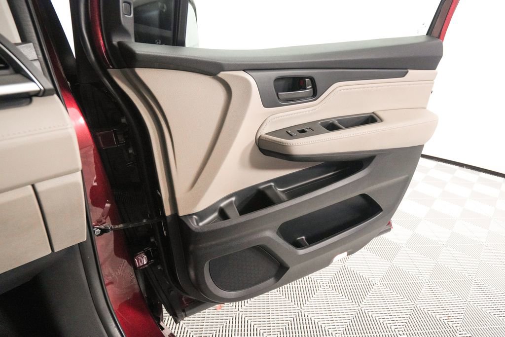 Used 2019 Honda Odyssey Touring image 21
