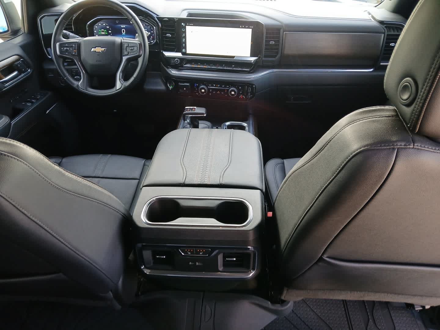 Used 2023 Chevrolet Silverado 1500 High Country w/ High Country Premium Package AWD/4WD image 64