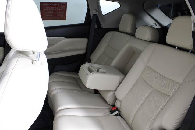 Certified 2024 Nissan Murano SL FWD image 22