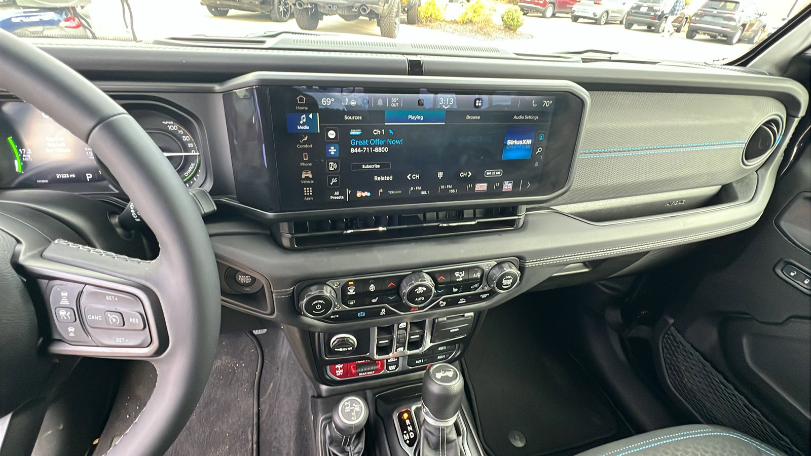 Used 2025 Jeep Wrangler 4xe Willys w/ Safety Group image 30