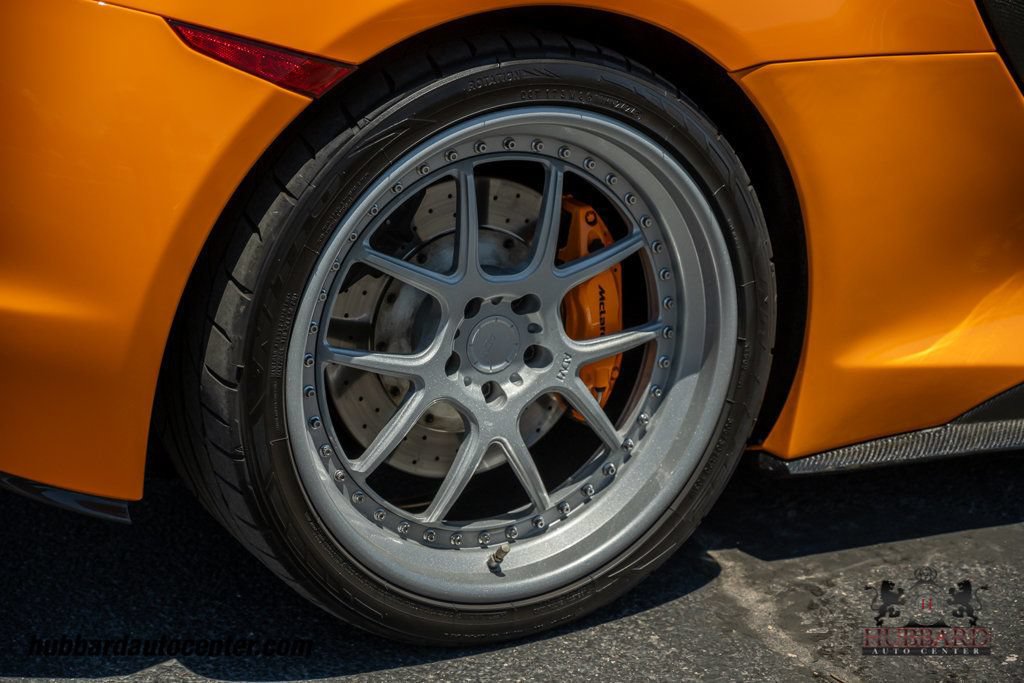 Used 2012 McLaren MP4-12C Coupe RWD image 40
