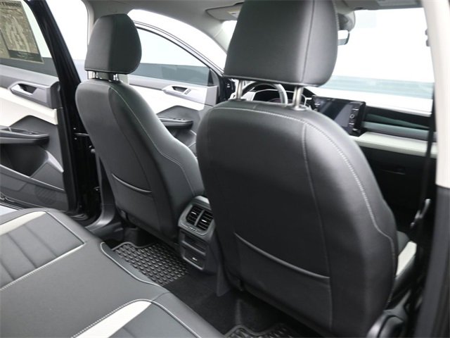 New 2025 Volkswagen Taos SEL w/ Black Wheel Plus Package image 29