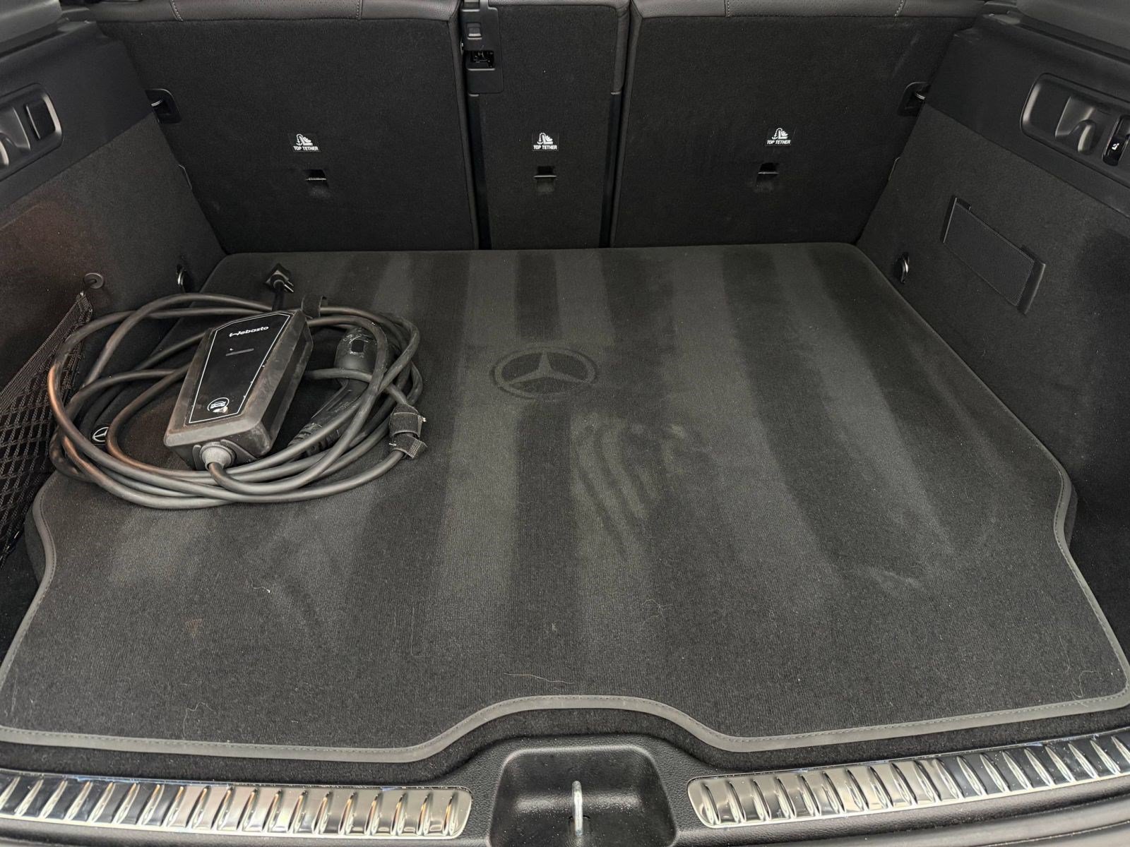 Used 2025 Mercedes-Benz GLC 350e 4MATIC image 30