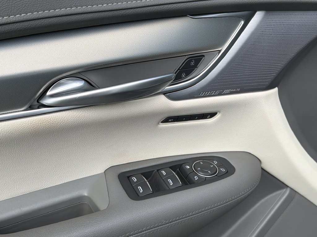 Certified 2025 Cadillac XT5 Premium Luxury FWD image 20