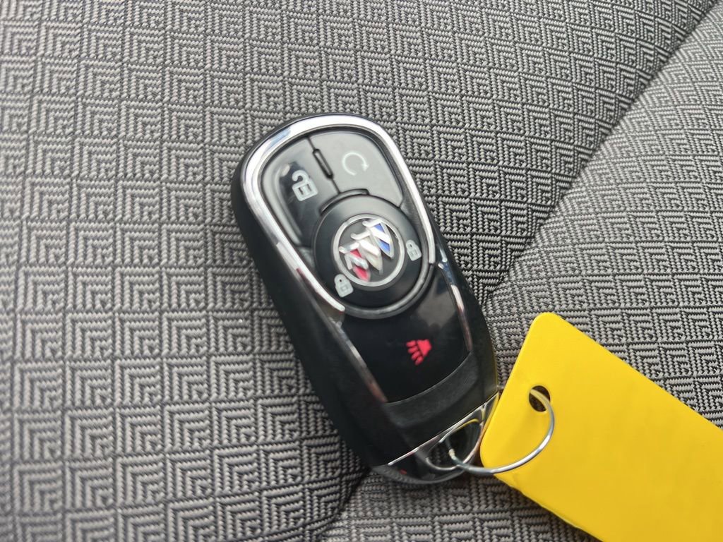 Used 2022 Buick Encore GX Preferred w/ Cold Weather Comfort Package image 34