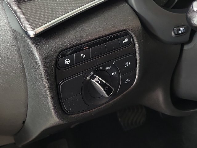 Certified 2023 INFINITI QX50 Luxe FWD image 24
