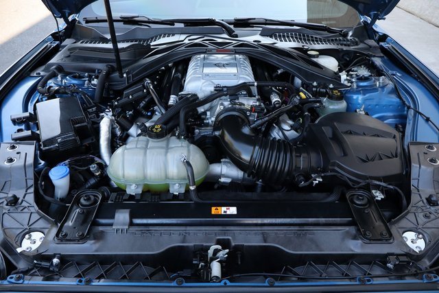 Used 2021 Ford Mustang Shelby GT500 w/ Carbon Fiber Track Pack image 40