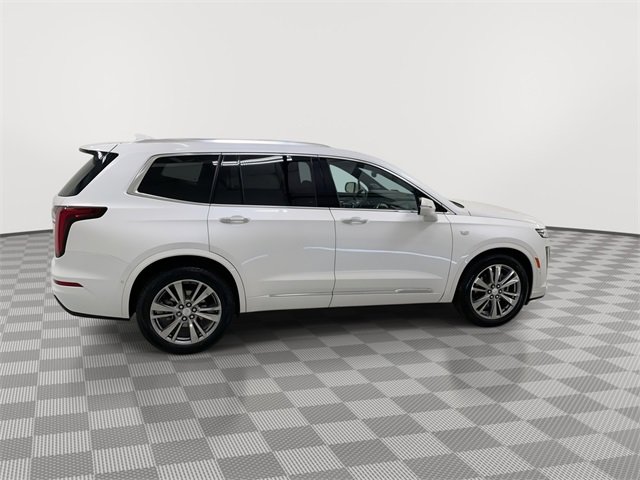 Certified 2025 Cadillac XT6 Premium Luxury w/ Platinum Package image 12