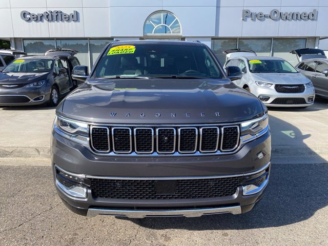 Used 2025 Jeep Wagoneer Series III w/ 8-Passenger Seating Package AWD/4WD image 12