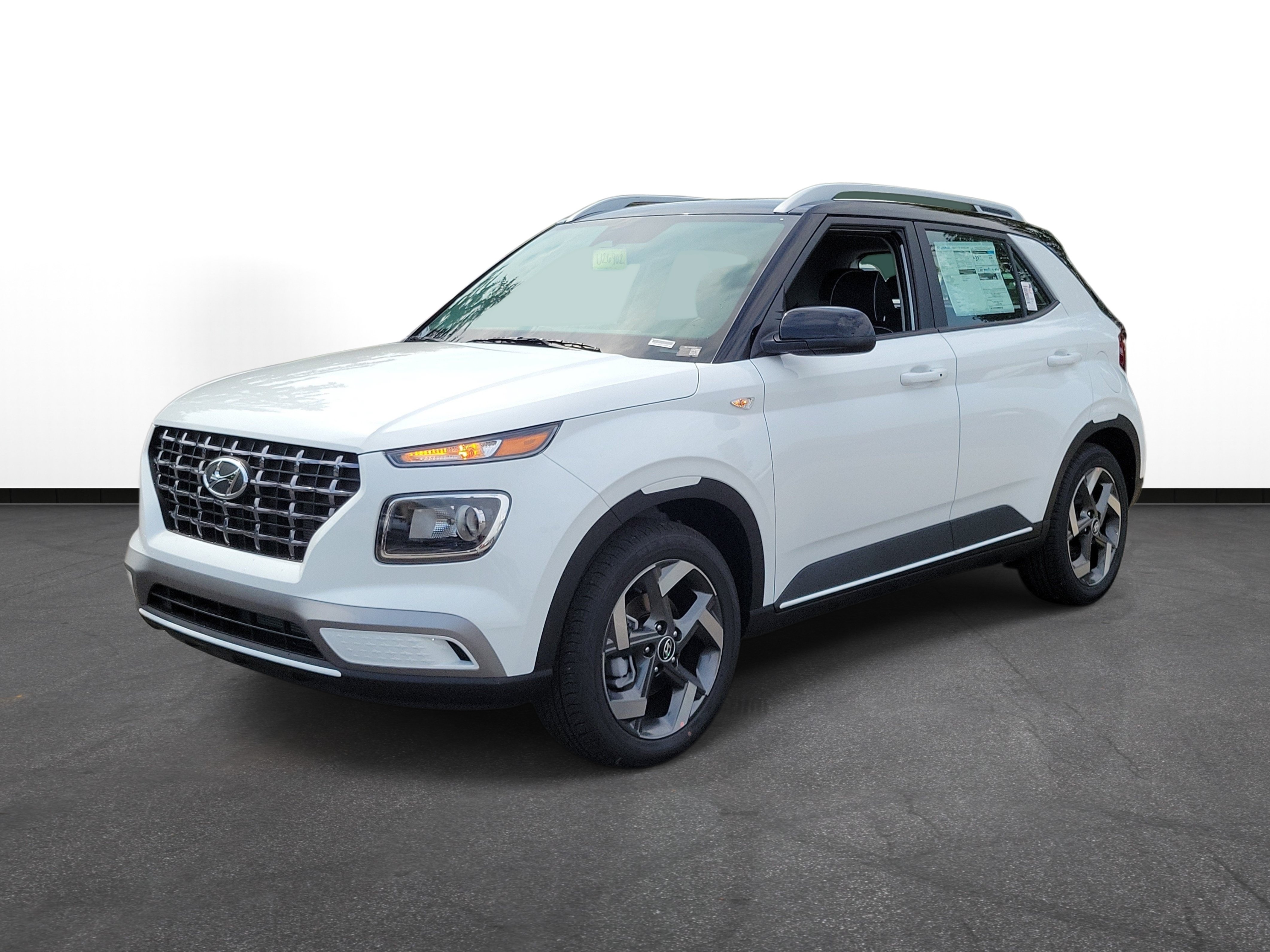 New 2026 Hyundai Venue SEL FWD image 2