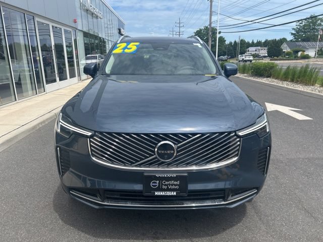 Certified 2025 Volvo XC90 B6 Plus AWD/4WD image 7