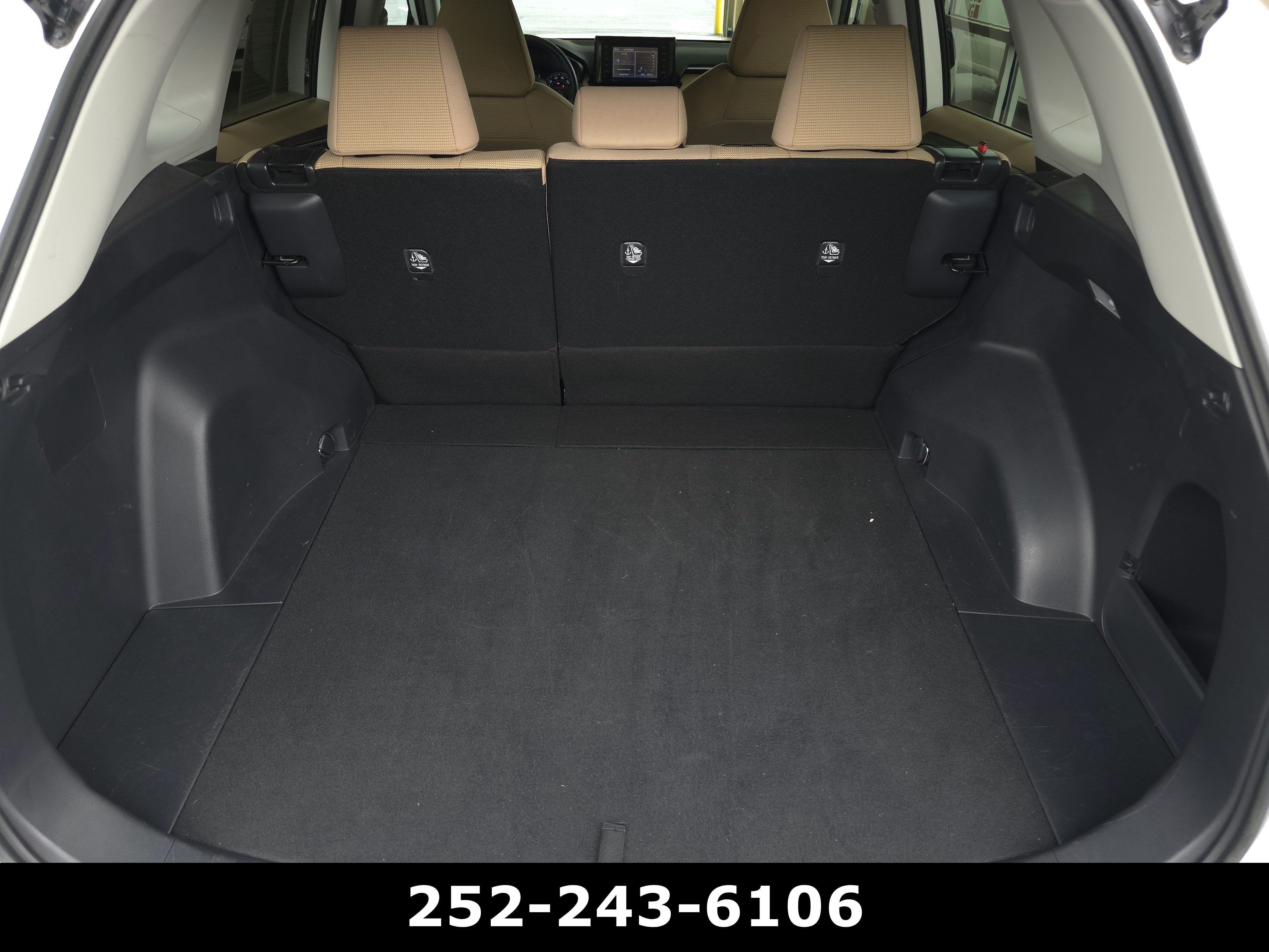 Used 2021 Toyota RAV4 LE FWD image 29