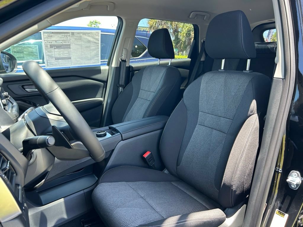 New 2026 Nissan Rogue SV AWD/4WD image 20