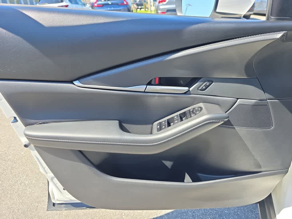 Used 2022 MAZDA CX-30 AWD 2.5 S w/ Select Package image 14