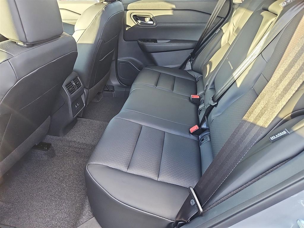 New 2026 Nissan Rogue SV image 18