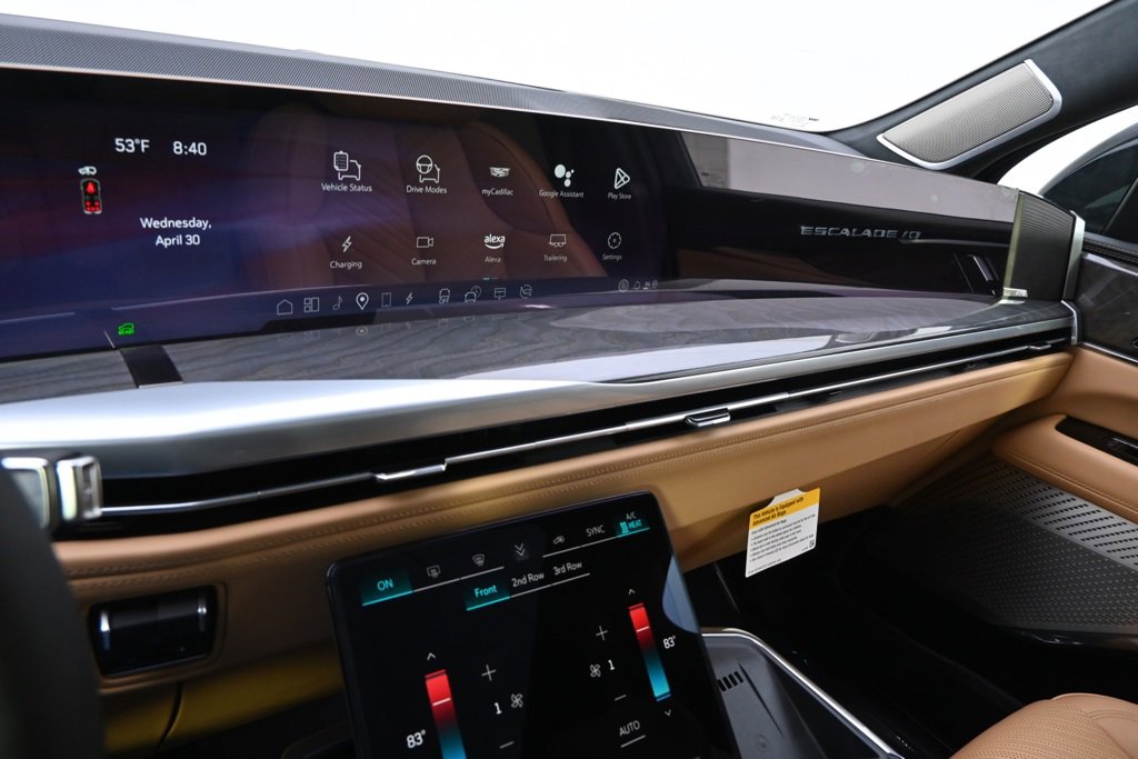 New 2025 Cadillac Escalade IQ Luxury 2 image 27