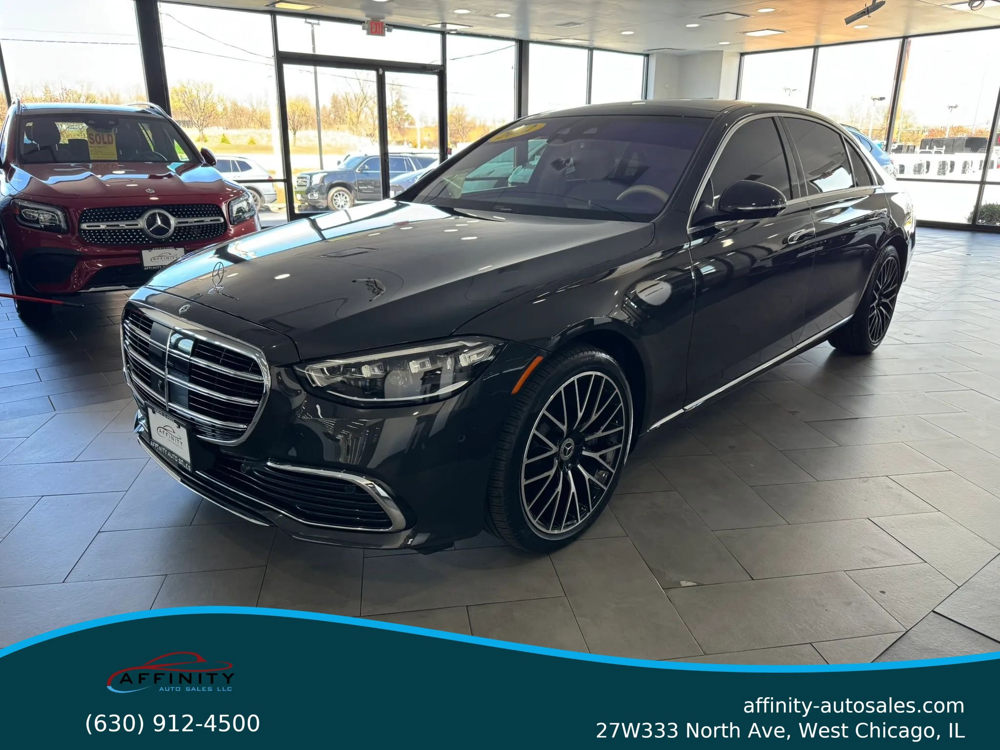 Used 2022 Mercedes-Benz S 580 4MATIC Sedan image 1